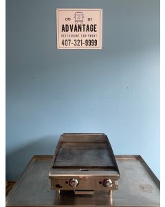 Star Max 24'' Manual Gas Griddle 624MF - Preowned -